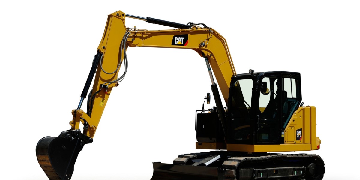 Compact Excavators for Landscaping, Roadwork & Urban Sites in the UAE