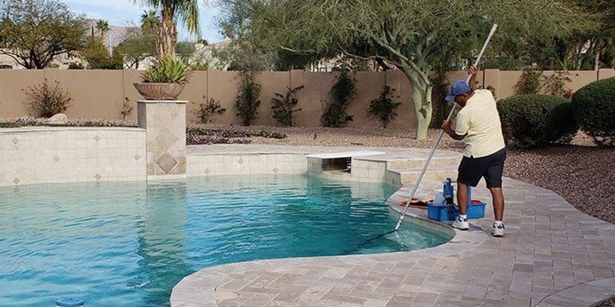 Pool Cleaning Services Near Me for Reliable Pool Maintenance